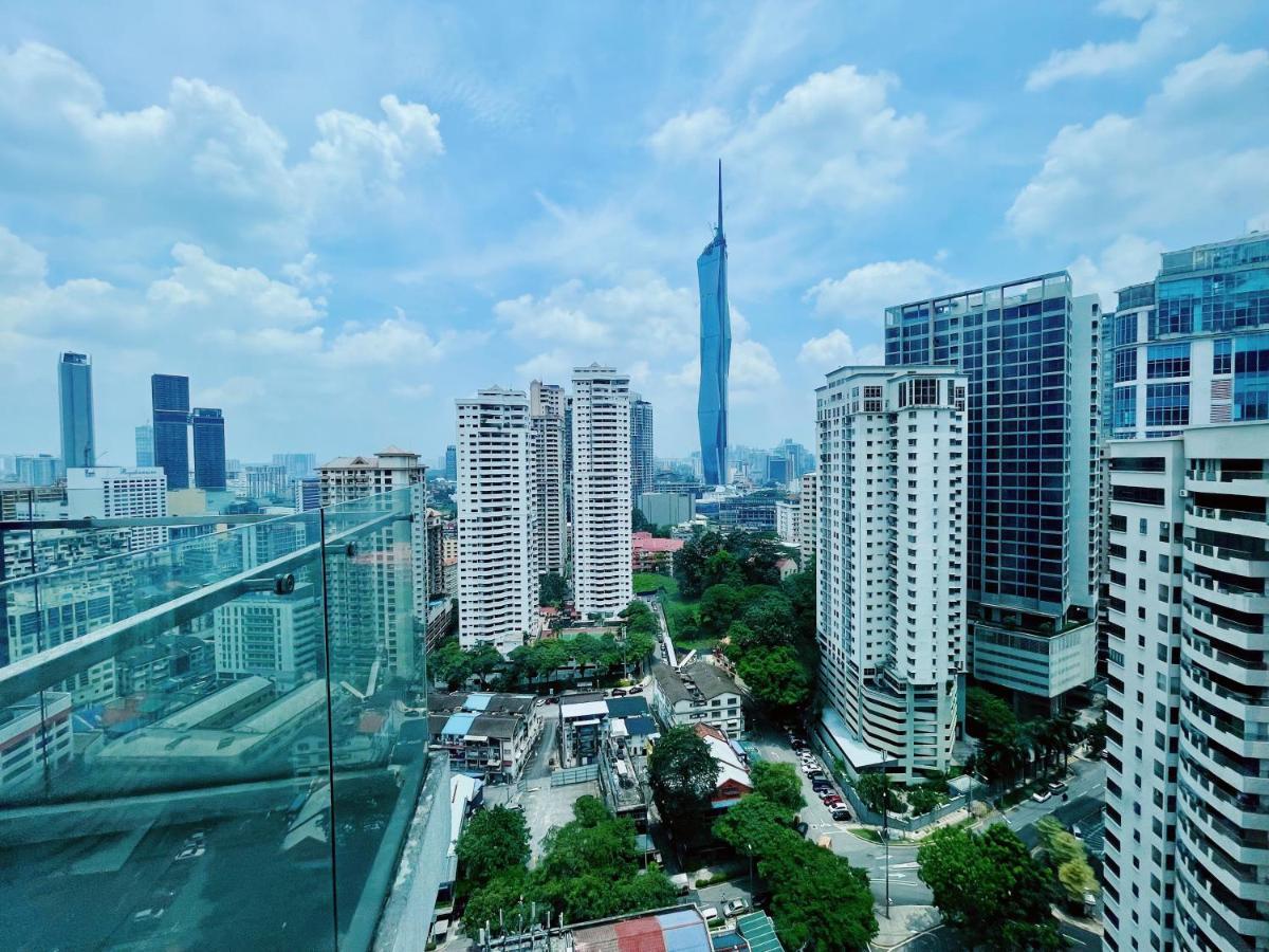 Lux Suites Kl City Pavilion Bukit Bintang With Infinity Pool Kuala Lumpur Exterior foto